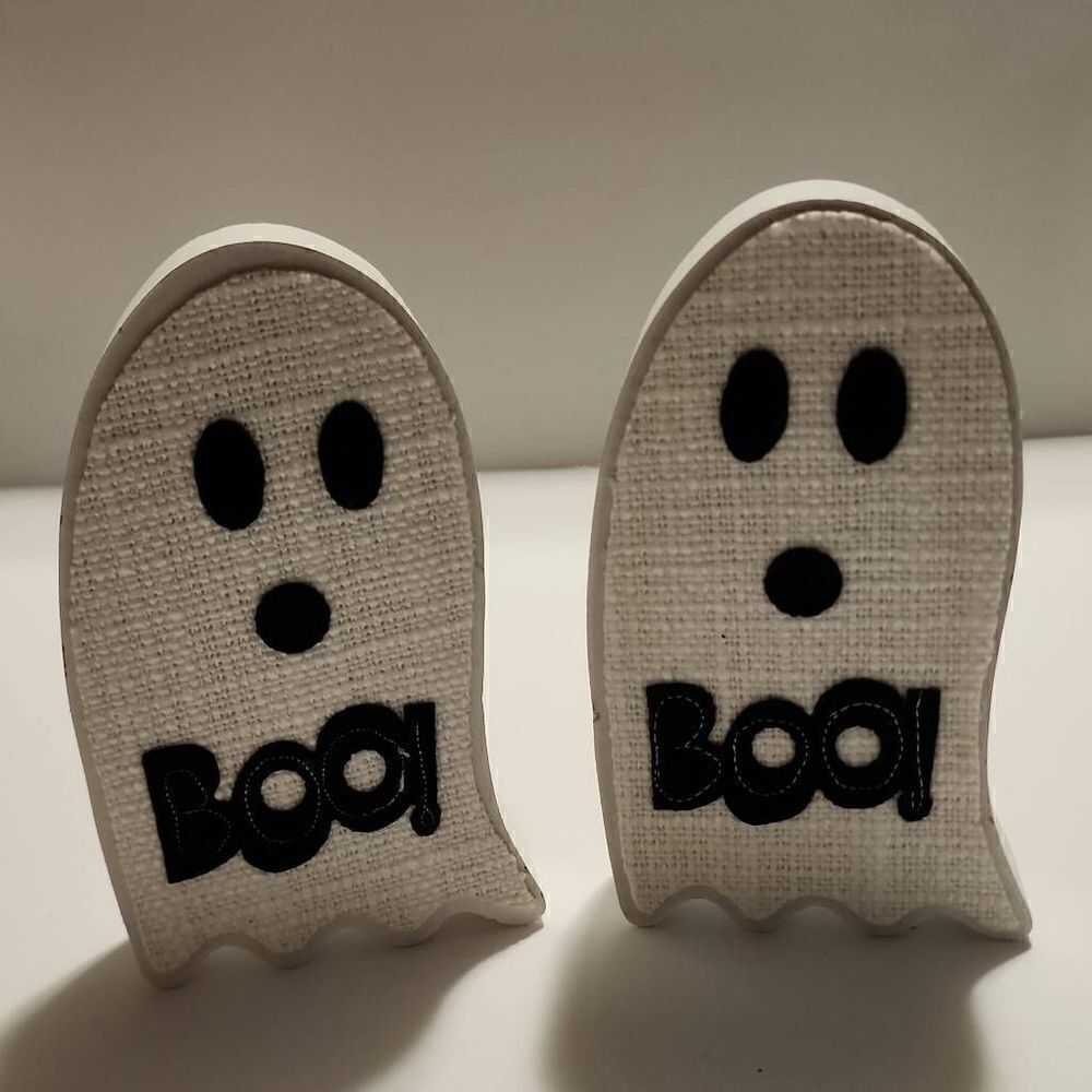 No Brand Wooden Ghost Tabletop Halloween Decor 6" Tall
